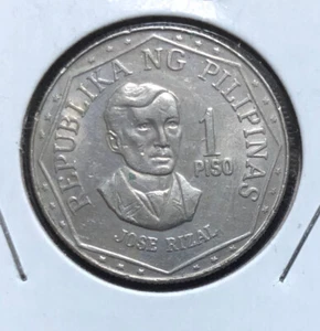 1977 Philippines 1 Piso Copper Nickel Coin KM#209.1-Jose Rizal, Coat Arms - Picture 1 of 4