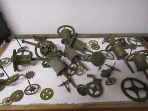 12a...lot de pièces rouages barillet divers horloge comtoise pendule - Foto 1 di 6