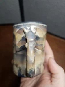 Afrikanischer handgeschnitzter Kisii Stein Becher mit Elefantenrüssel Griff geätzt Delta Szene - Bild 1 von 9