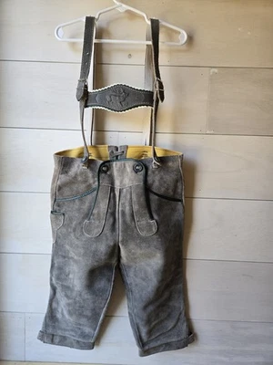 Niño pequeño 3? Correas ajustables de cuero de gamuza para niños alemanes vintage Foto 1 de 4