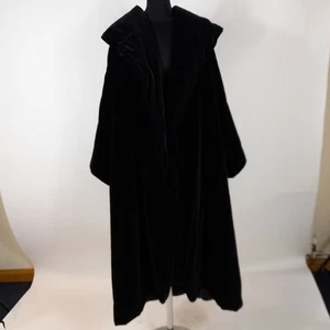 Max Mara Long Velvet Black Over Jacket (#H1/27) - Picture 1 of 9