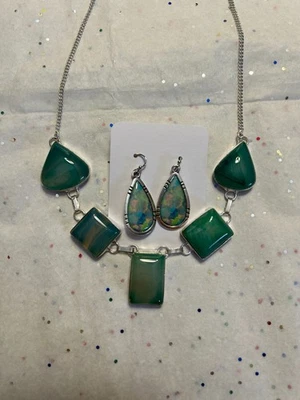 Colgante de plata 925 con piedras preciosas de ónix verde natural con pendientes de moda Foto 1 de 4
