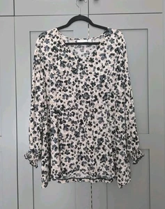 Susan Graver Top Womens 2X Liquid Knit Animal Print Tunic Boho Artsy Mob Wife - Picture 1 of 11