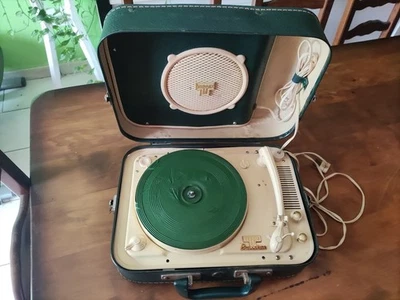 Electrophone, tourne disques teppaz - Photo 1/4