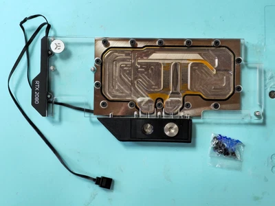 EK Water Blocks EK-Vector RTX 2080 RGB - Nickel + Plexi - Image 1 of 4