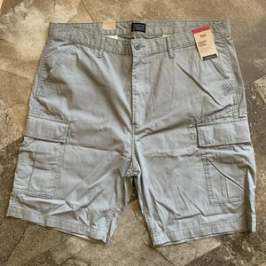 Pantaloncini cargo uomo Levi’s taglia 40 grigi nuovi con etichetta larghi 2067 - Foto 1 di 9