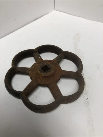 ANTIQUE-VINTAGE Giant 4 1/4" Cast Iron  Flower Style Valve Handle-Hand Wheel-B Cover