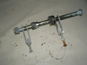 KAWASAKI Z 650SR Steckachse hinten rear axle - Bild 1 von 1