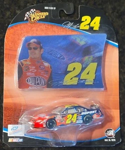 Winners Circle 1:64 ~ NASCAR ~ Jeff Gordon [DuPont] - Picture 1 of 2
