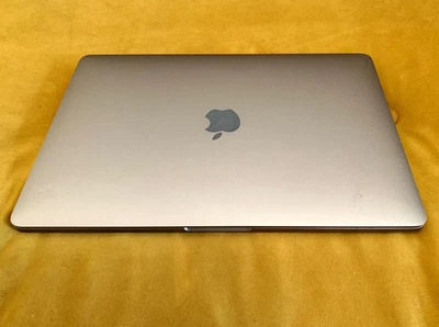 MacBook Pro 2016 (!Display-Wackler!) 13″ Model A1706 / 500GB SSD - Bild 1 von 4