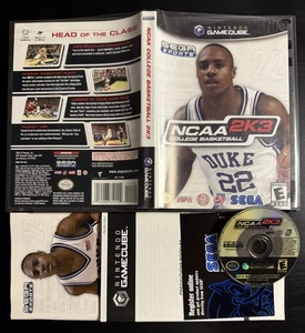 NCAA College Basketball 2K3 (GameCube, 2002) mit Handbuch und Beilagen. CIB. RAR - Bild 1 von 1