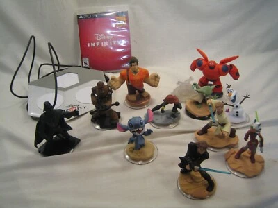 Disney Infinity Playstation 3.0 PS3 portal base, figures vader, ralph, stich - Image 1 of 4