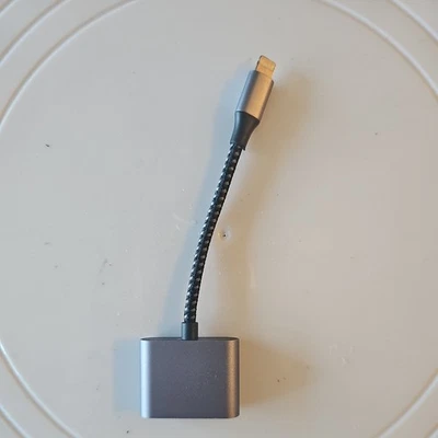 iPhone Apple to Headphone Adapter Dual Jack Audio Charger Dongle Split - Image 1 of 4