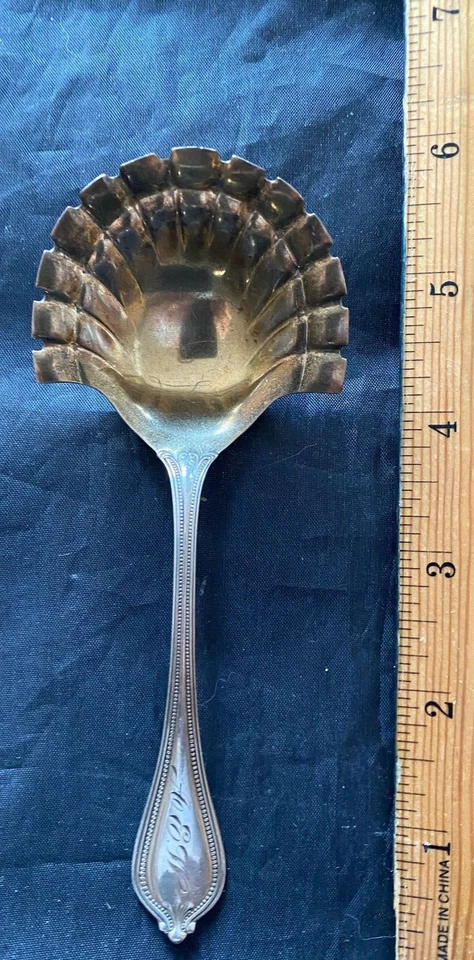 OLD NEWBURY BY TOWLE CUBIERTOS DE PLATA ESTERLINA CUCHARADA DE ALMENDRAS CON CABEZA CON MONOGRAMA Foto 1 de 1