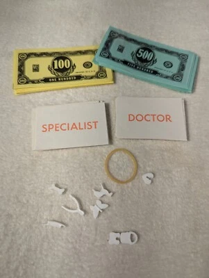 De colección 1965 Milton Bradley Operación Juego de Mesa Repuesto ~ Piezas Tarjetas y Dinero Foto 1 de 3