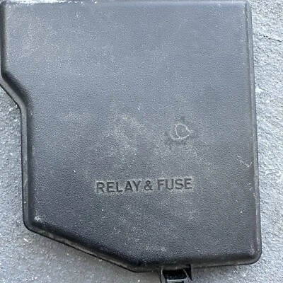 2010-2013 Lexus Rx350 caixa de fusíveis tampa de relé 82662-48170 82662-0e110 usada - Imagem 1 de 4