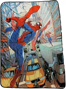 Marvel Spider-Man "The City" Soft Plush Fleece Throw Blanket 60"x 45" - Picture 1 of 2