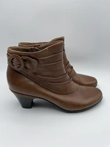 Cobb Hill Sabrina Brown Leather Ankle Boots Womens Comfort Heel Zip Size 9.5 N - Picture 1 of 6