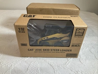 CAT 272C Skid Steer Loader 1:32 Scale Model - Diecast Masters 85167C - Image 1 of 4