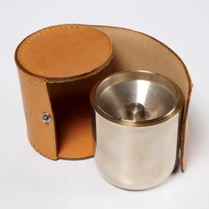 Vintage deutscher Reise Wein Schlüssel Öffner verschachtelte Tasse Leder Etui Set Iris Apfel - Bild 1 von 10