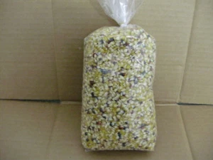 Números de palomitas de maíz de pino solitario, no transgénicos, cultivados en nuestra granja familiar, bolsas de 3 libras - Imagen 1 de 1