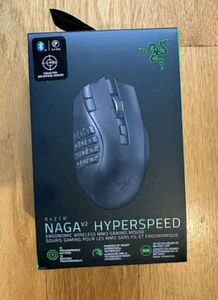 RAZER NAGA V2 HYPERSPEED GAMING MOUSE WIRELESS MMO FOCUS PRO - NEW SEALED - Picture 1 of 5