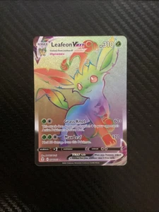 Pokémon TCG Leafeon VMAX 204/203 SWSH07 Evolving Skies Rainbow Holo Secret NM - Picture 1 of 2