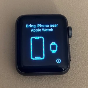 Apple Watch Series 3 38mm GPS Only Space Grey Smartwatch - Battery Health 100% - Picture 1 of 10