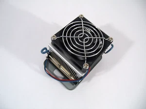HP CPU Fan & Heat Sink Spare 348628-001 - Picture 1 of 3