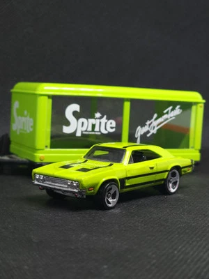 M2 Machines Sprite Drop Ramp Trailer, Hot Wheels Dodge Charger 500 (Lime) - Used - Image 1 of 4
