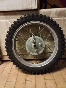 Ruota Posteriore Completa Bultaco Alpina 250 1975 - Foto 1 di 8