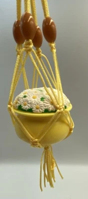 American Girl Doll Julie Groovy Bathroom Set Replacement Macrame Hanger & Plant - Image 1 of 3