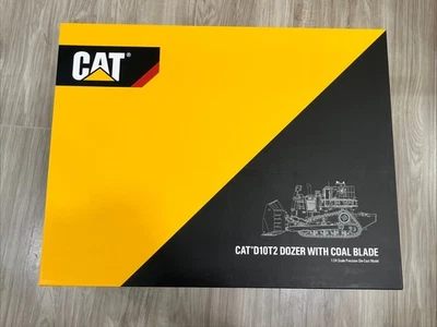 Caterpillar Cat D10T2 escala 1/24 con hoja de carbón Foto 1 de 4