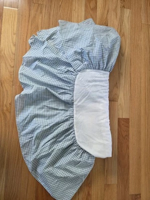 Falda Cama Laura Ashley Polvo Volantes KING DE COLECCIÓN CLARISSA Lt Azul/Blanco Cuadros Foto 1 de 4