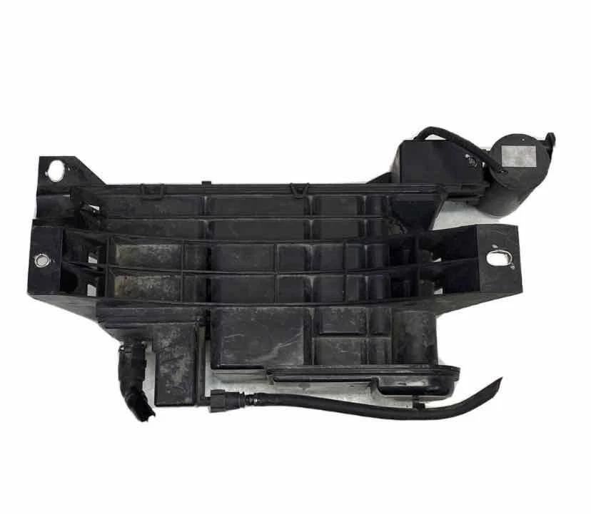 2011 2015 HYUNDAI ELANTRA EVAPORATOR CANISTER OEM 314003X500 - Image 1 of 4