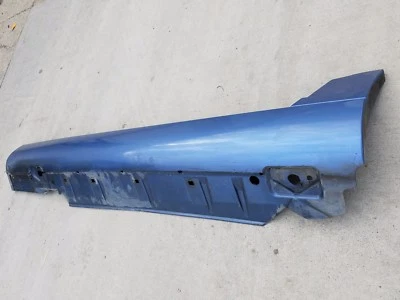 Chrysler Crossfire 2004-2008 faldón lateral izquierdo conductor azul Foto 1 de 4