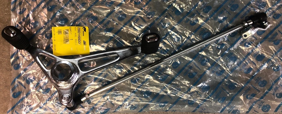 Palanca de cambios Hyosung GV650 ST7 GV700 Avitar 2013 2014 2015 2016 2017 2018 + Foto 1 de 1