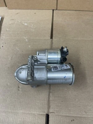 2014-2019 GM Sierra Silverado Yukon Tahoe OEM 5.3L ENGINE STARTER - Image 1 of 3