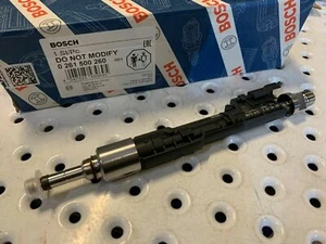 GENUINE FUEL INJECTOR TURBO BMW M4 F83 10/2014-03/2017 3.0L S55B30T V6 24v DOHC  - Picture 1 of 3