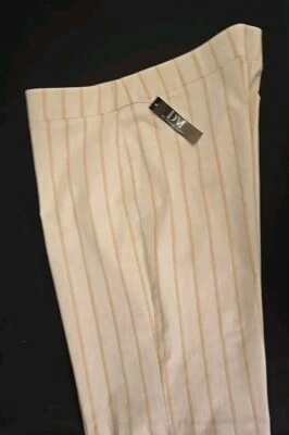 Sz 2X Ladies Shorts. Donna Moore 12" Inseam, Ivory w Pink & Gold Stripe New - Image 1 of 4