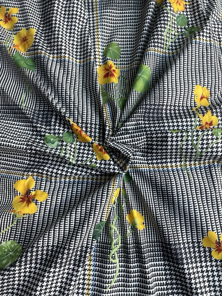 Vestido Oscar de La Renta Tela Deadstock Floral Algodón Popelina Capuchina 3 Yardas Foto 1 de 4