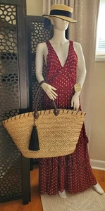 Neu mit Etikett Altar'd State Gr. M Cranberry mit Goldakzenten Maxikleid Einzelhandel 109 $ - Bild 1 von 23