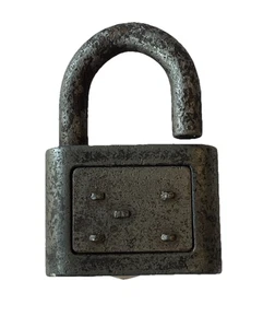 Vintage Antique Yale Towne Mfg Co Metal Padlock NO Key - Picture 1 of 8