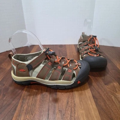 Keen Newport H2 Hiking Outdoor Sandals - Image 1 of 4