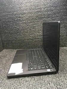 Dell Latitude 5400 Core i7-8665U 1,90 GHz 4 núcleos 8 GB RAM 256 GB SSD - Imagen 1 de 11