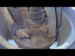 Driver Left Front Spindle/Knuckle Fits 05-12 ESCAPE 1581931 - Picture 1 of 12