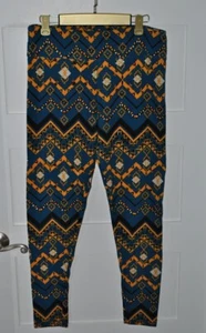 LuLaRoe Tall & Curvy TC leggings Green yellow diamond aztec - Picture 1 of 2