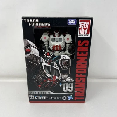 Transformers Studio Series Autobot Ratchet 09 Gamer Edition Voyager New Wear - Image 1 of 4