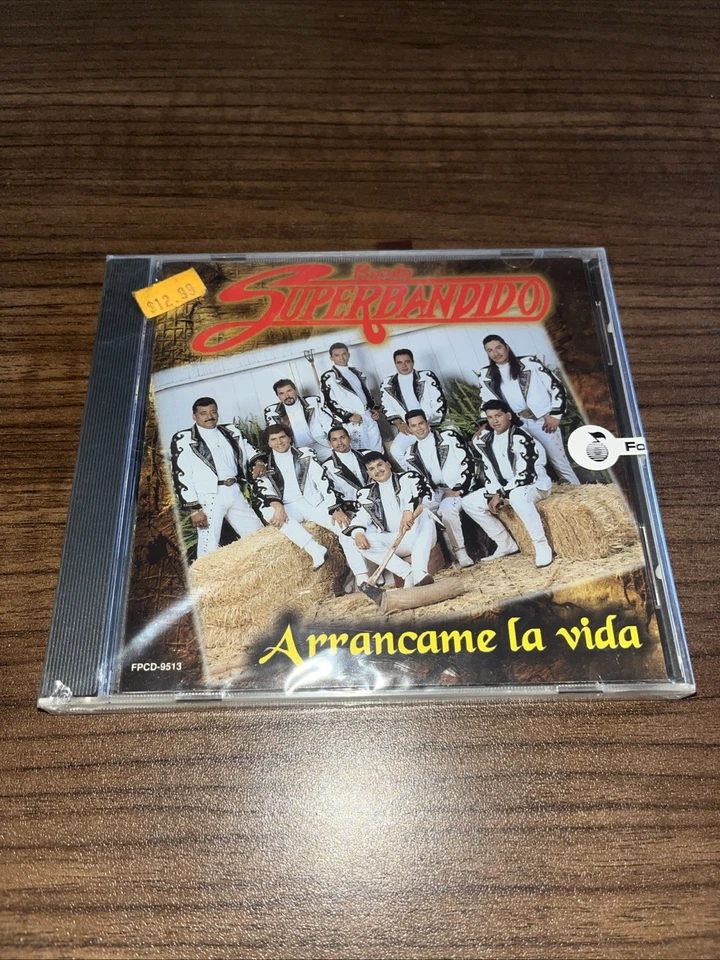 Banda Superbandido - Arrancame La Vida Foto 1 de 1
