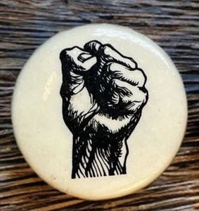 BLACK POWER FIST Button -1969 Black Panther FRED HAMPTON Assassined in Chicago - Bild 1 von 2